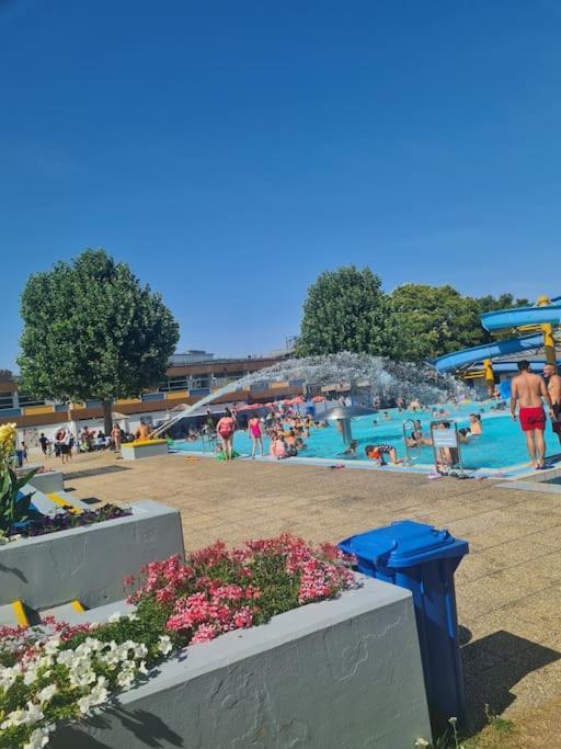 Haus Mit Garten, U Bahn Naehe, Gratis Parkplaetze Ferienhaus Wien