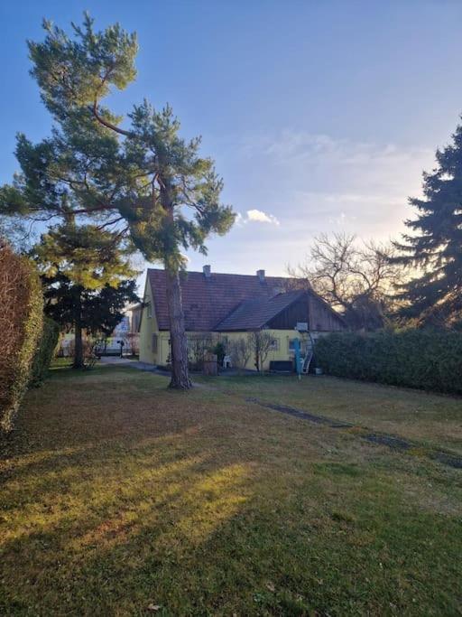 Haus Mit Garten, U Bahn Naehe, Gratis Parkplaetze Ferienhaus Wien